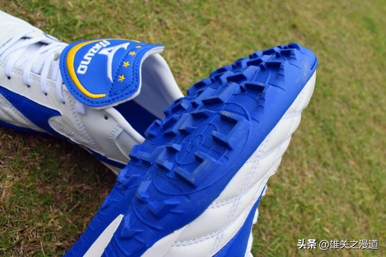 2020年美津浓足球鞋碎钉推荐,重温经典2002世界杯