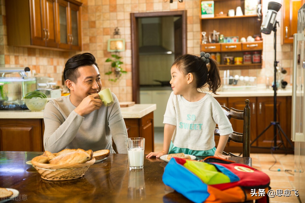 12岁女孩和爸爸相处禁忌,12岁女儿跟继父水火不容