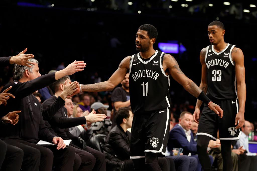 欧文入选nba全明星,欧文杜兰特威少全明星