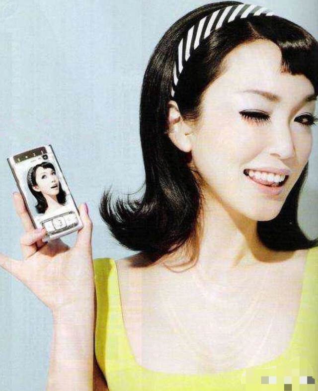 她与相恋11年富豪陈靖谐分手，对酒驾逃逸入狱男星不离弃，傻吗？