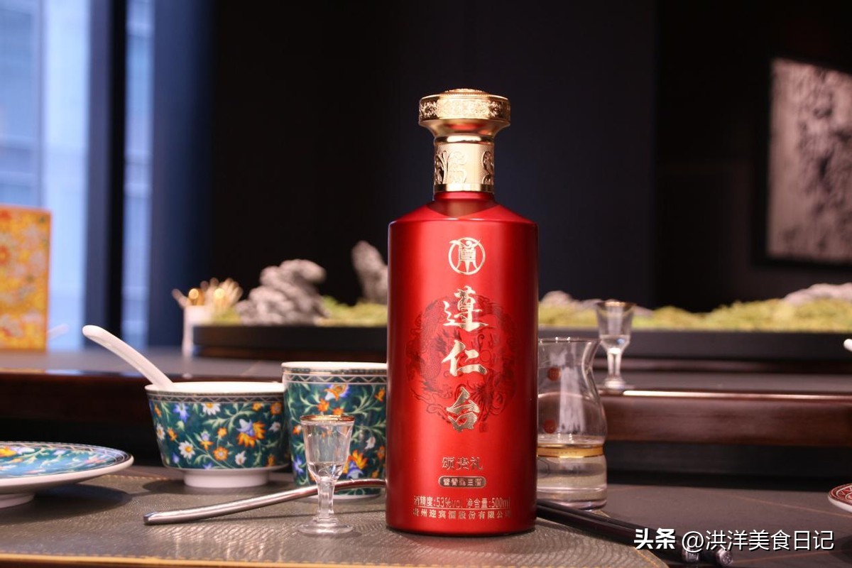 婚宴什么白酒高档又不贵,婚宴用什么白酒性价比高