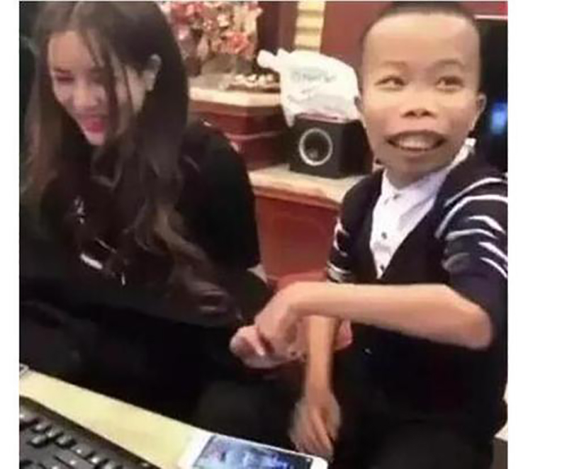 农村娃陈山,最丑网红陈山现状