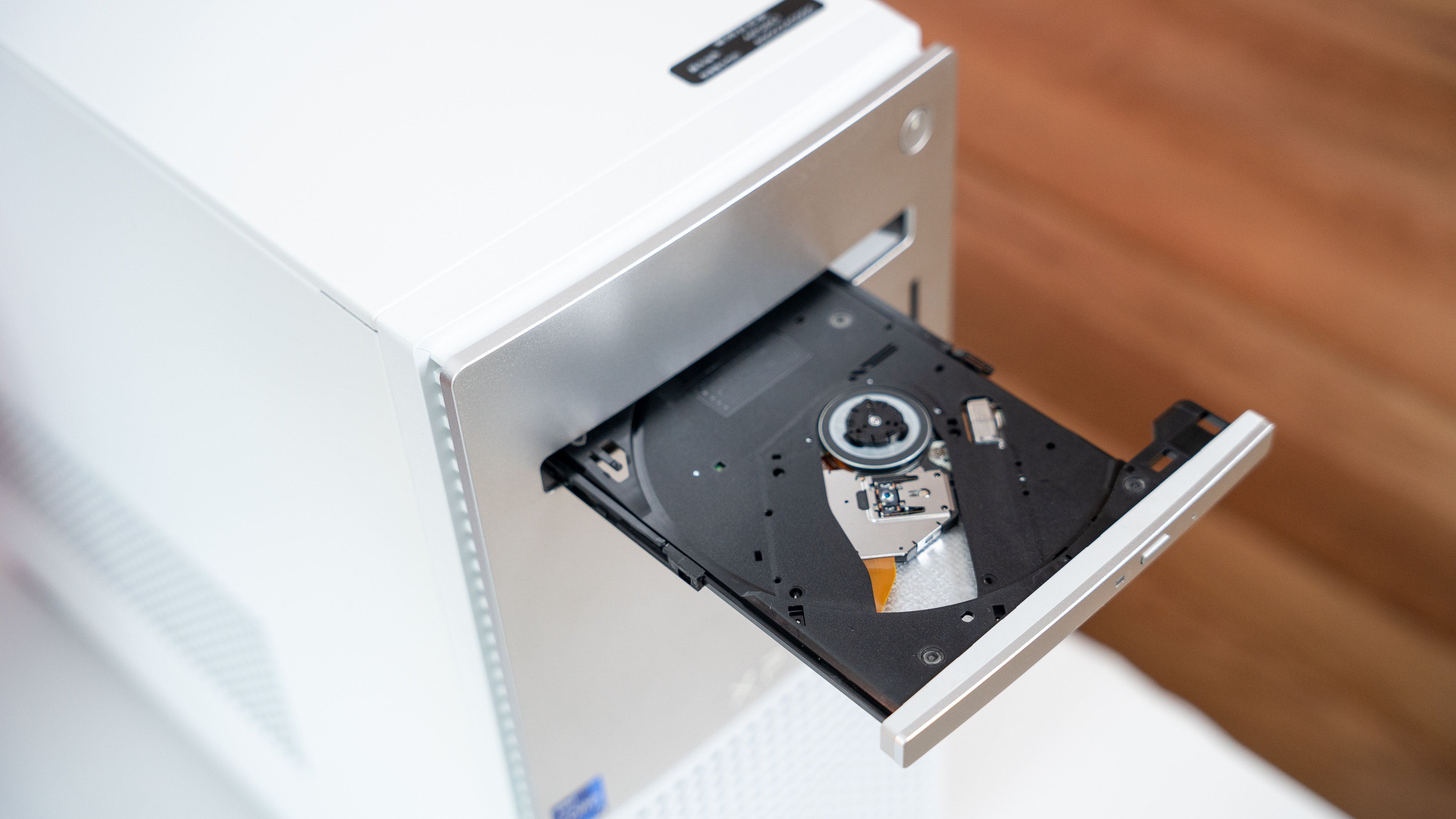 以后期设计师的角度看DELLXPS8950到底怎么样？