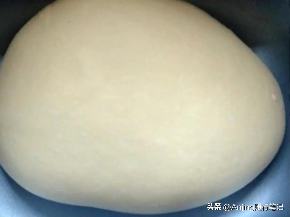 松下面包机揉面程序,面包机揉面和手工揉面区别