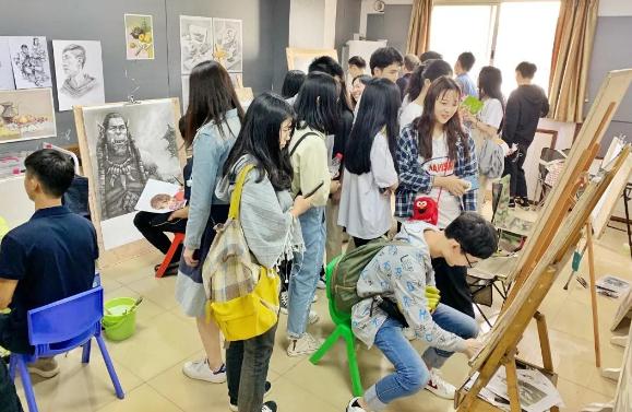 广州画室集训前十名排名榜,广州前十大画室排名及学费