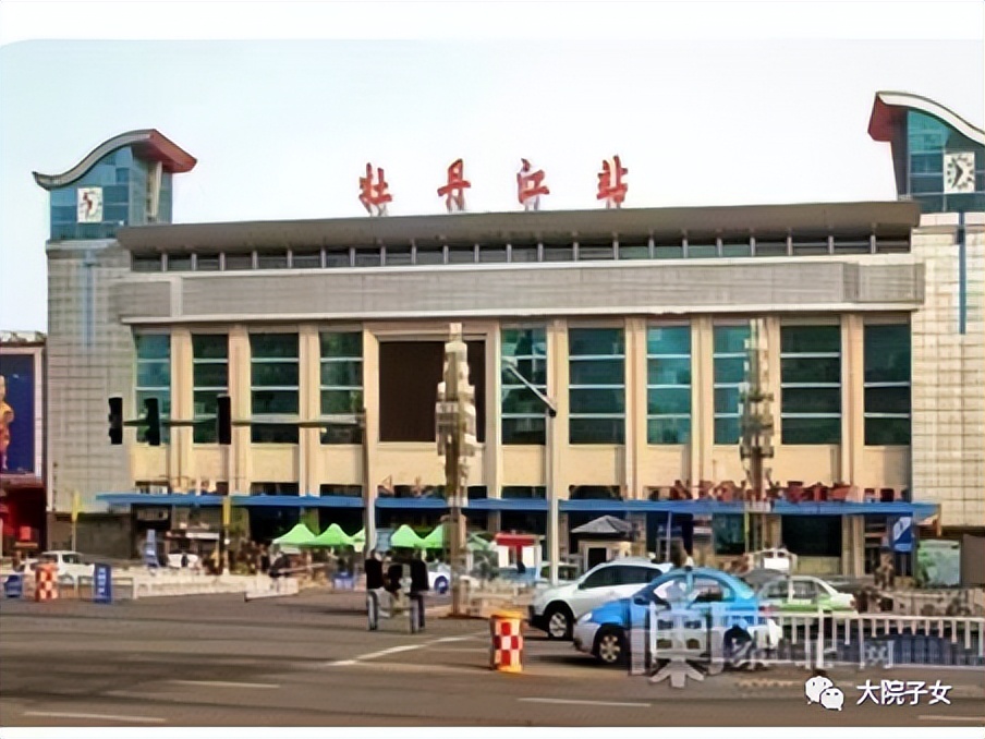 何斌救人后续,何斌抓捕视频完整版