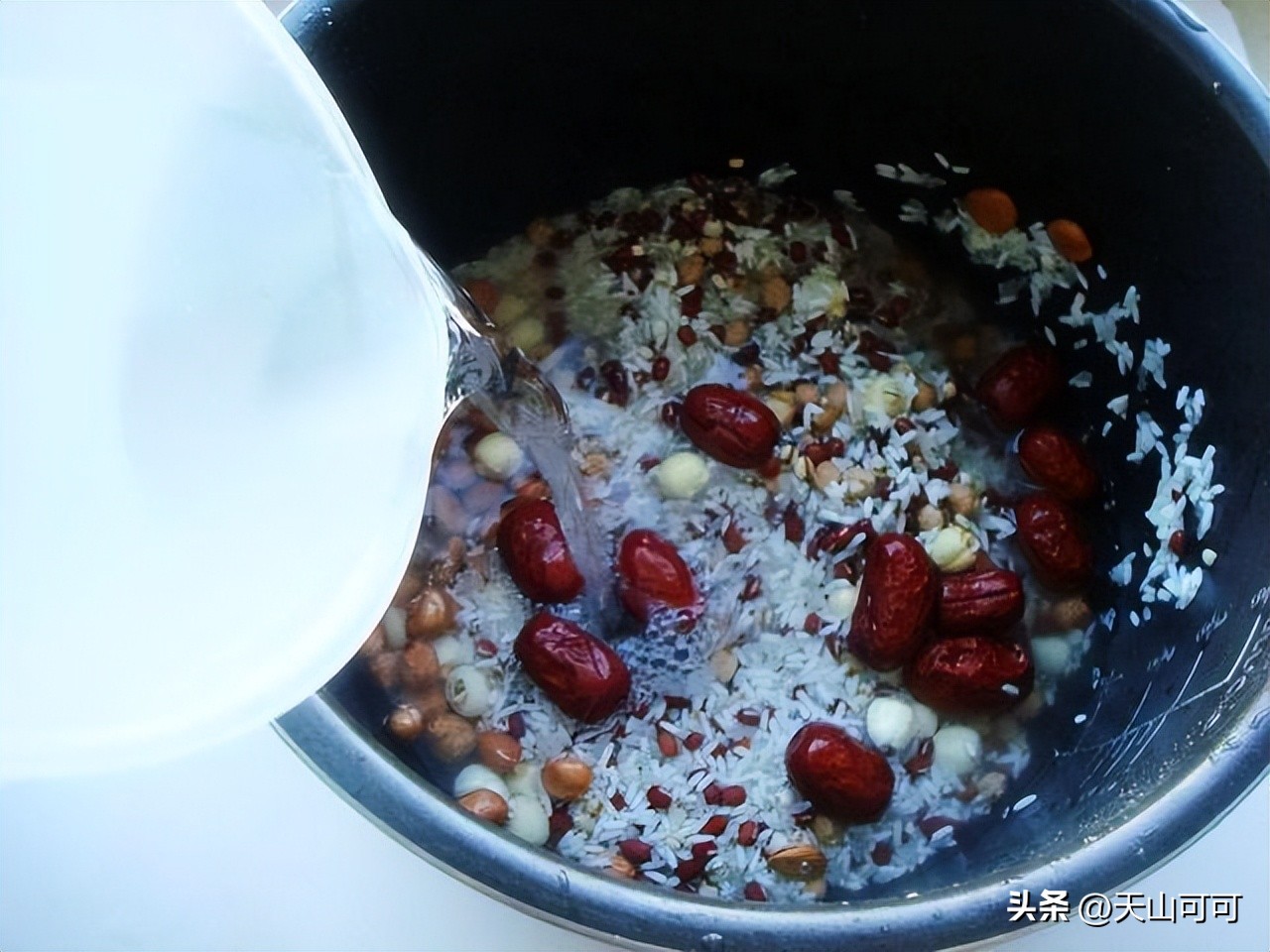 熬八宝粥的正确方法,快速熬八宝粥的正确方法