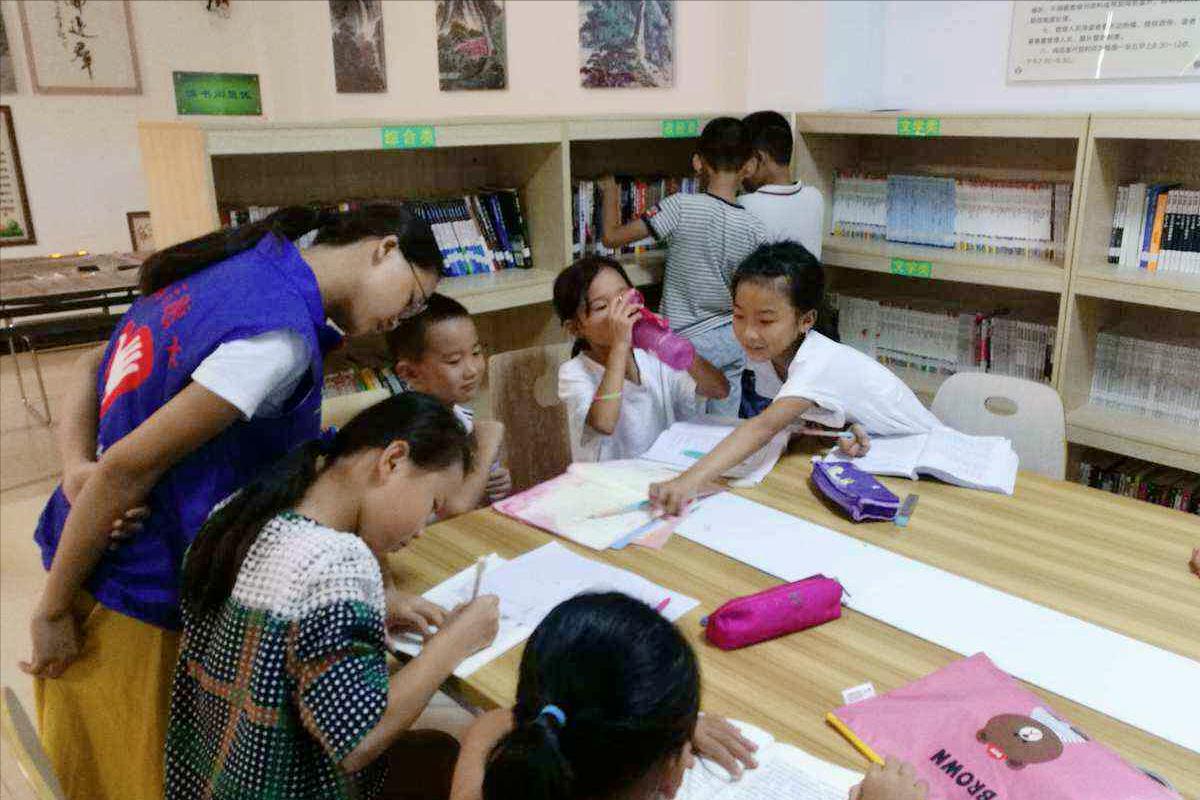 暑假父母上班孩子没人带,暑假家长都要上班孩子怎么办