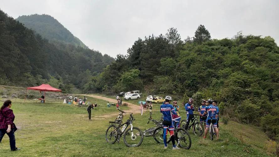 贵阳自驾徒步露营地推荐,贵阳周边露营徒步地推荐