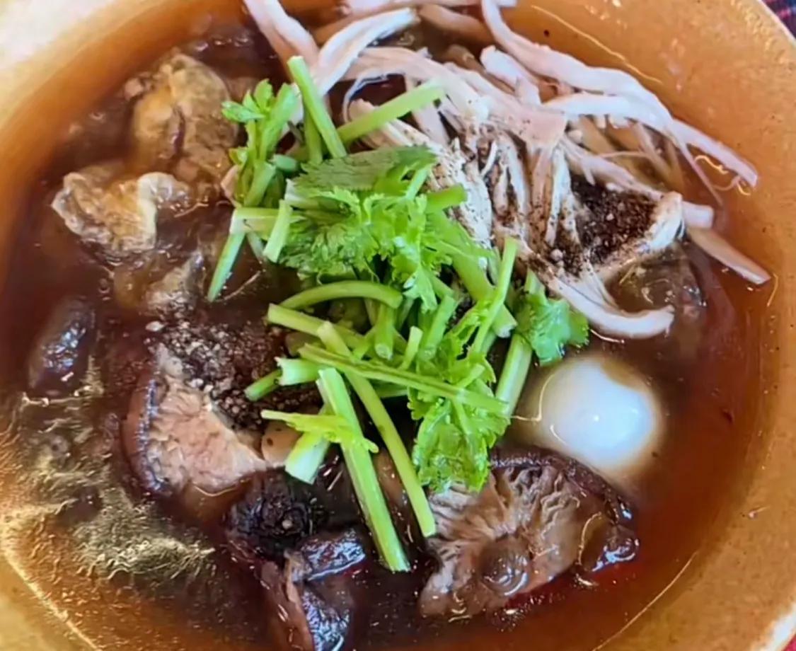 泰国小吃排行榜前十名,去泰国旅游最好的小吃