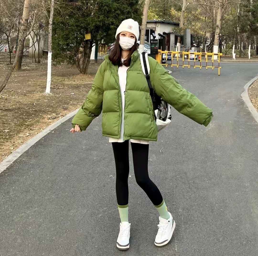 冬季穿什么颜色的羽绒服比较百搭,每个色系都很好看