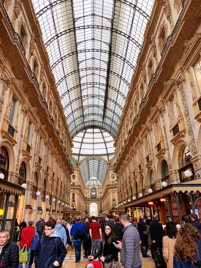 意大利米兰街头时尚视频,米兰街头人们为什么那么时尚悠闲