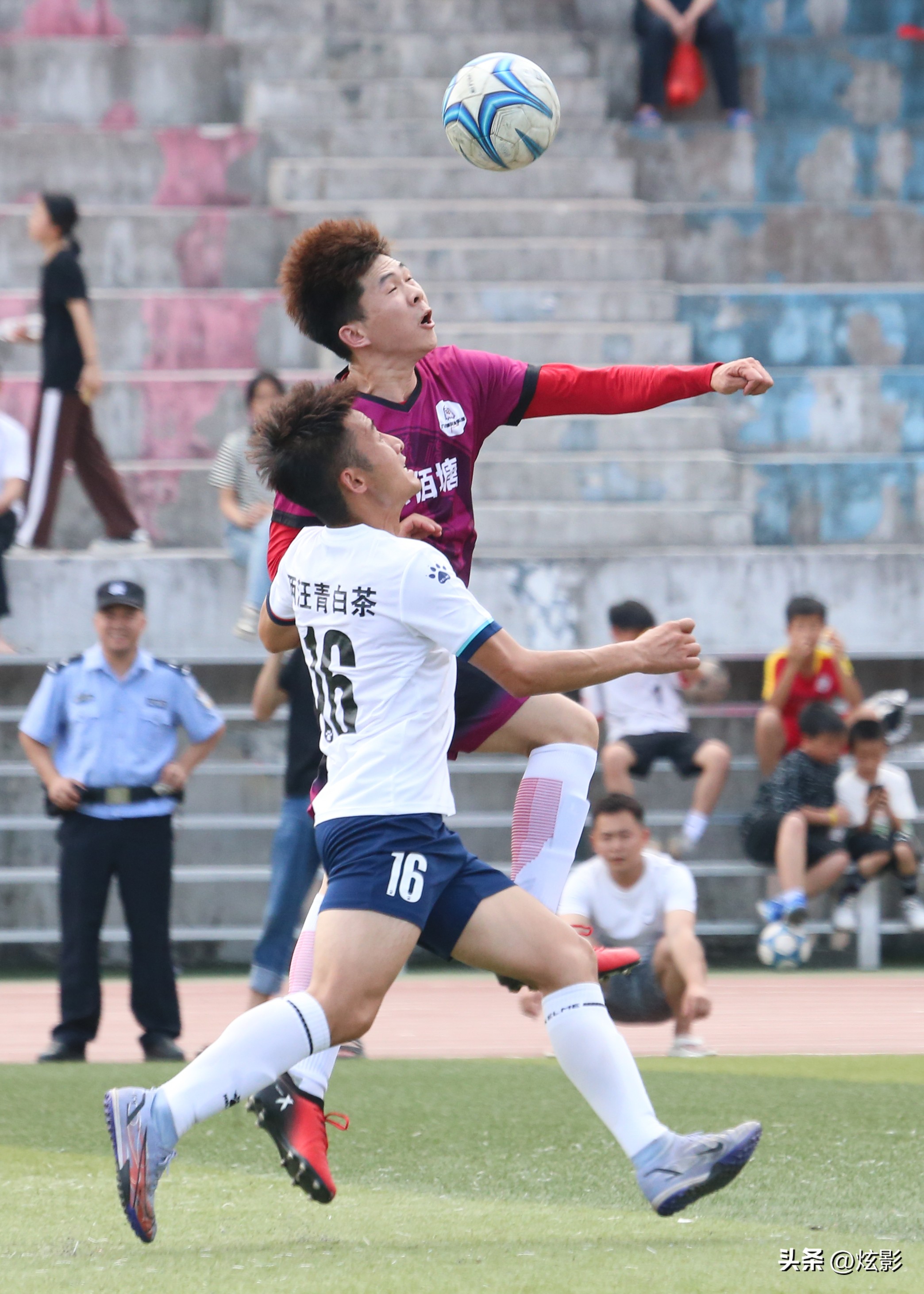 贵州榕江“村超”尽显足球激情