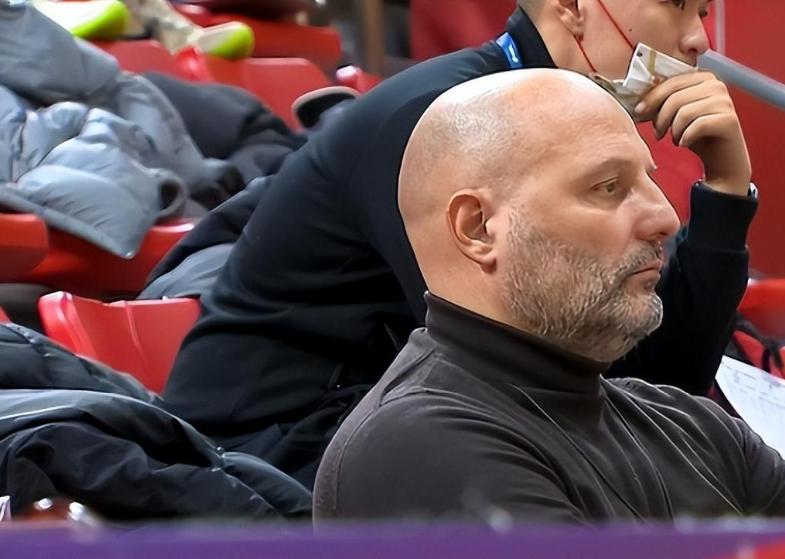 乔尔杰维奇和杜锋的差距一目了然,乔尔杰维奇真的比杜锋强吗