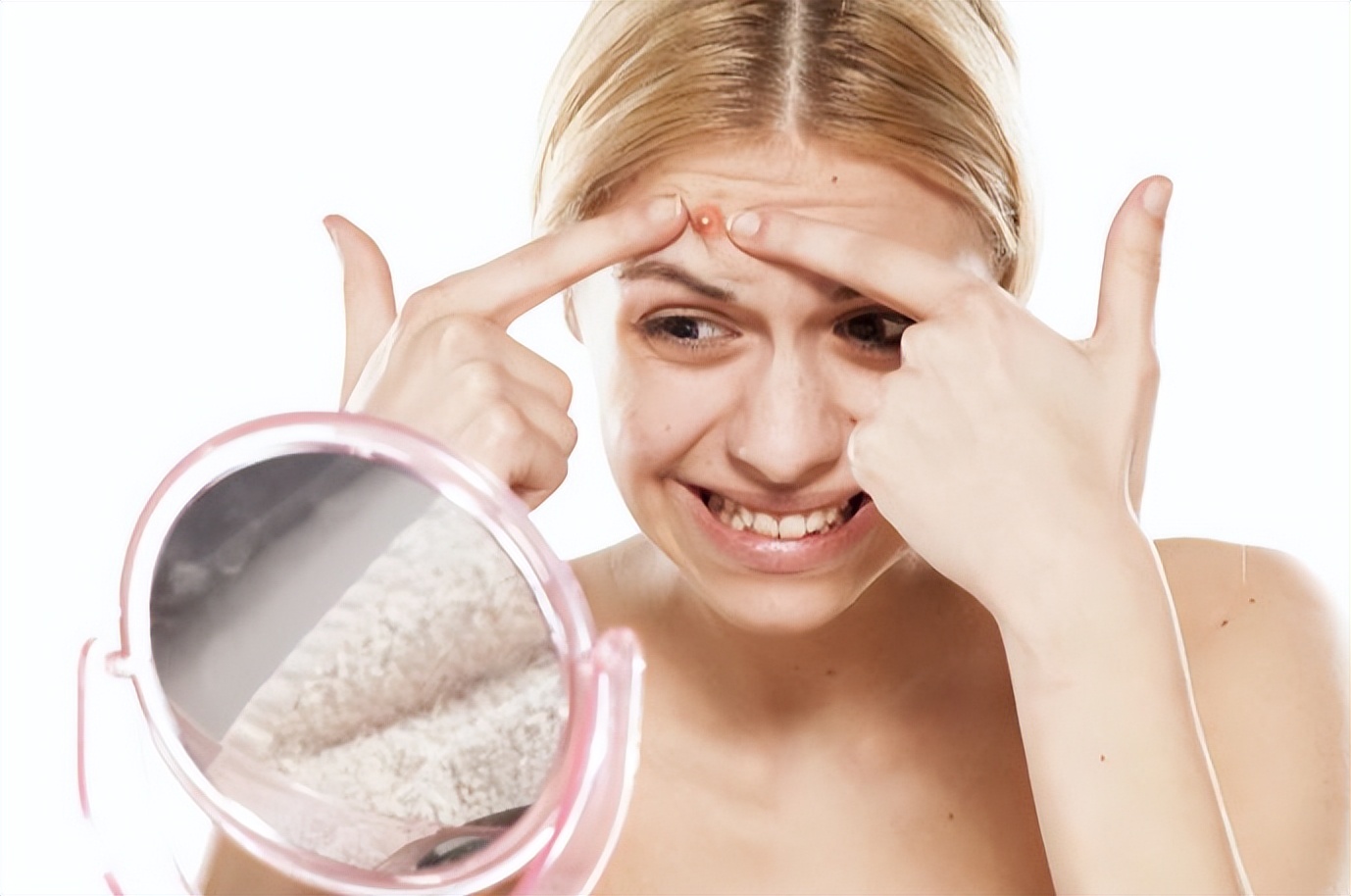 用红霉素软膏皮肤会变黑吗,用红霉素软膏擦一擦就好了