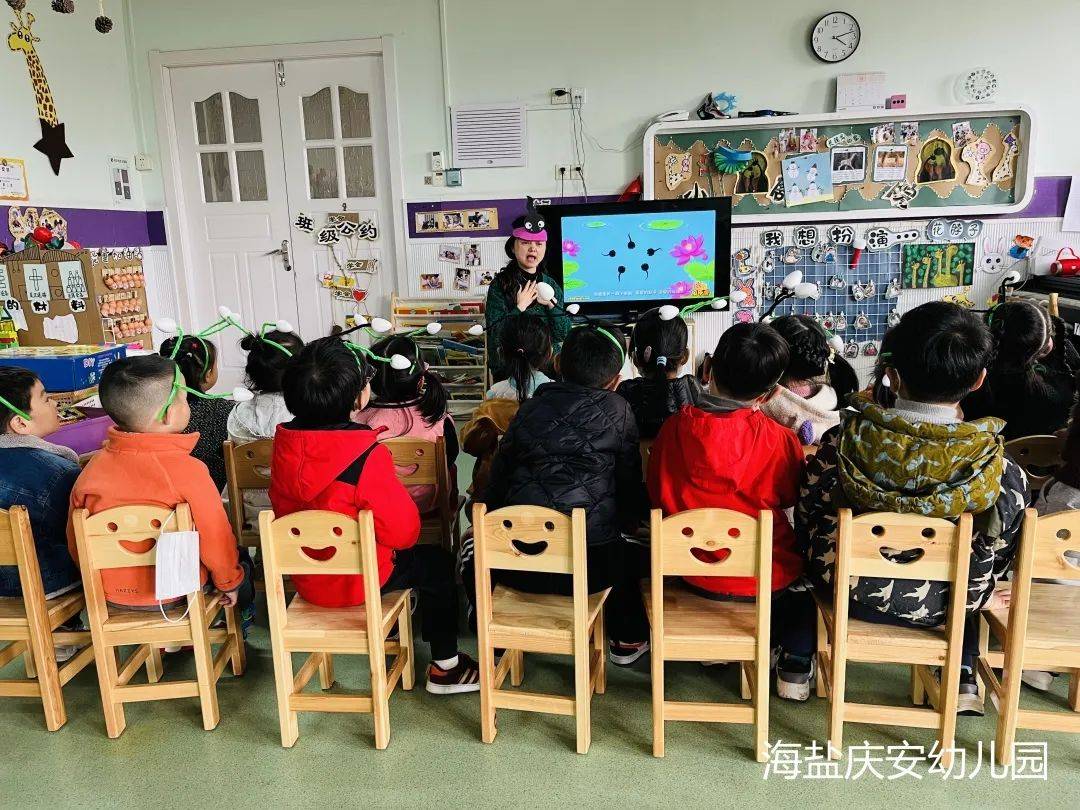 邂逅蝌蚪，感受生命的演变—诺亚舟海盐庆安幼儿园小一班