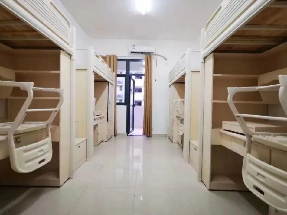 占地7000亩有五个地铁站的大学,重庆地铁4号线直达重庆图书馆