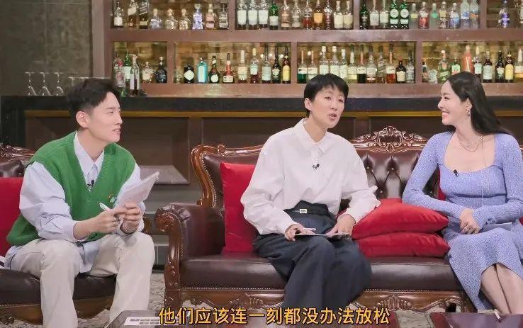 6男6女只有配对成功，才能逃离“地狱”，恋综玩成荒野求生