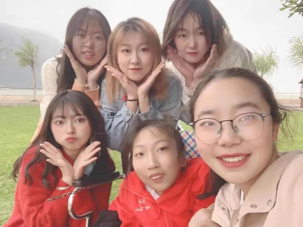 轮椅女孩徐瑞阳近况,轮椅女孩徐瑞阳照片