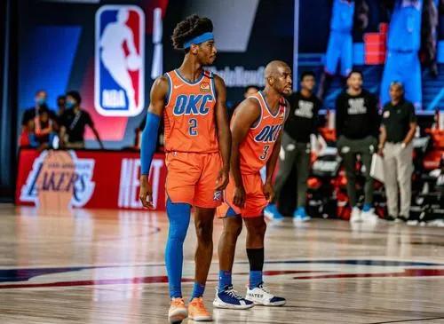 威金斯穆雷利拉德,威金斯顶薪续约