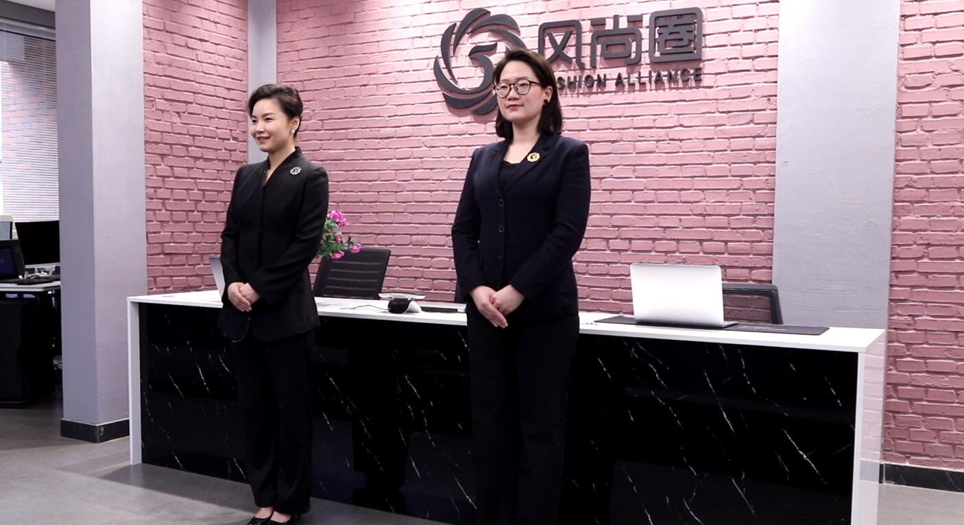 礼仪培训师线上学线上考,形体礼仪培训师证书怎么考