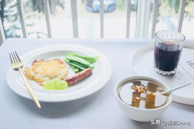 我的病友,一个54岁的东北女人,腱鞘炎肿胀住院做手术