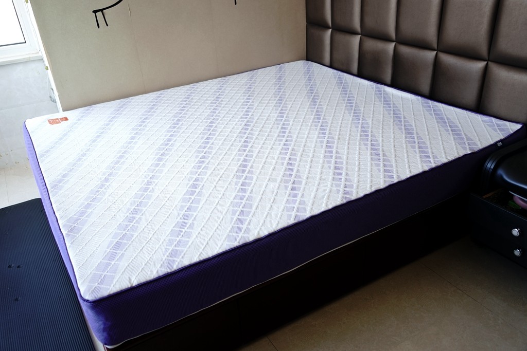 从拼多多买还是从京东上买好一些,小米8h网易严选床垫