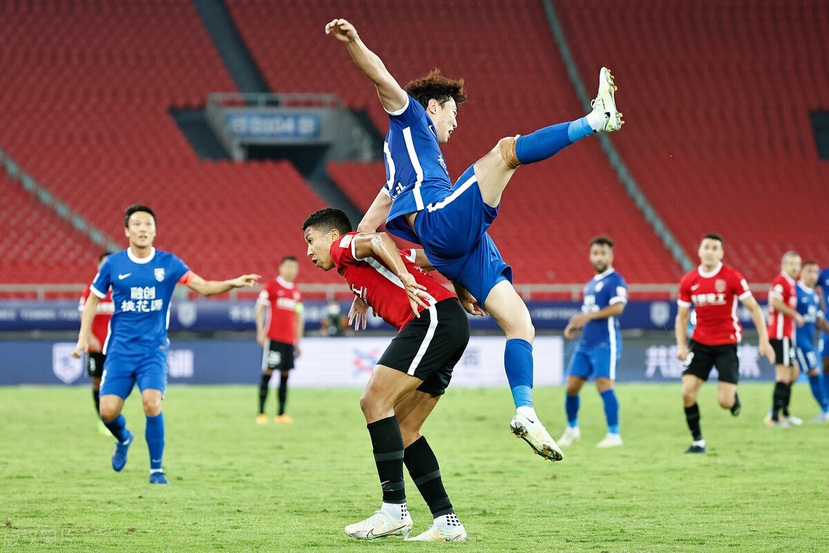 中超为什么1比1还能夺冠,中超0比2落后有最后取胜的吗