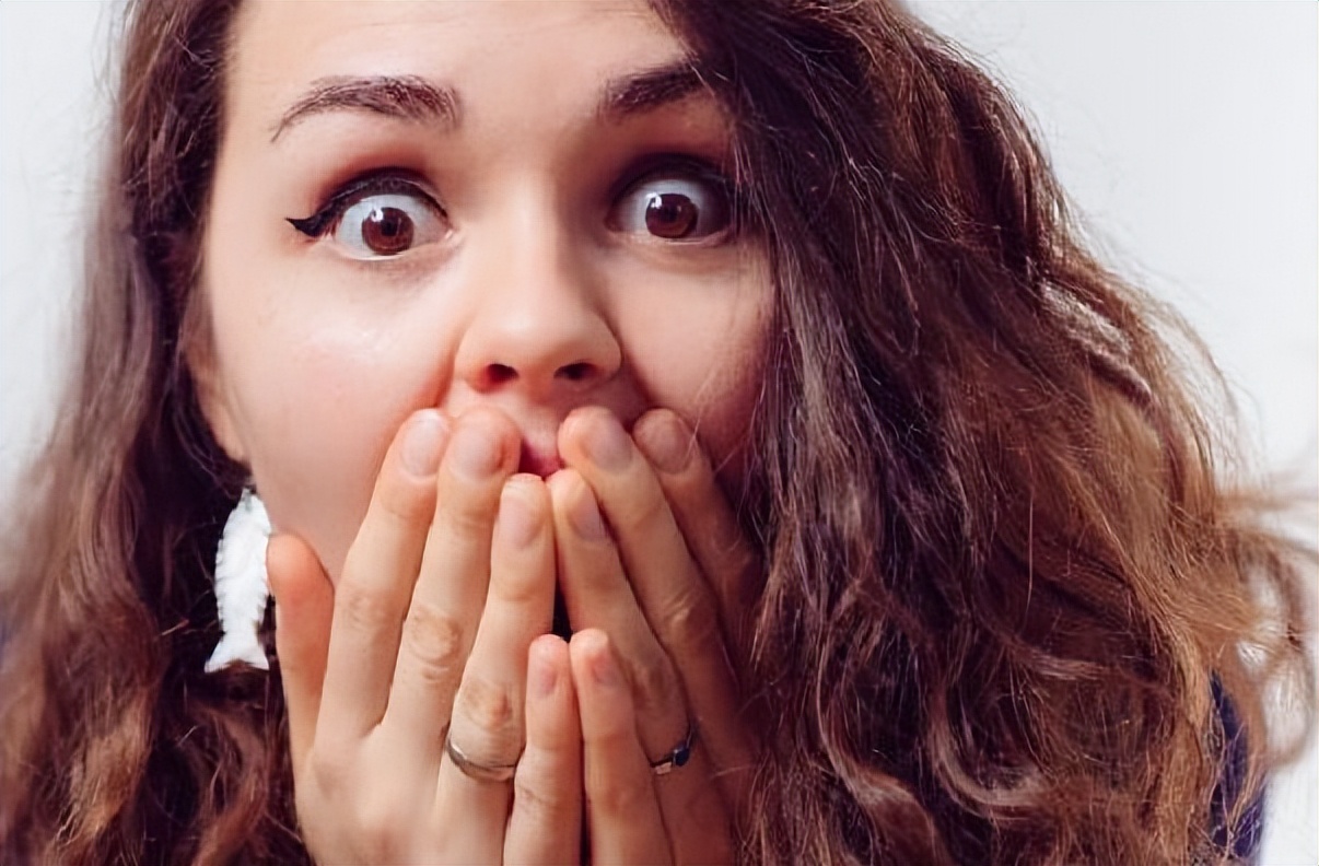 女性*处私**总感觉潮湿怎么办？