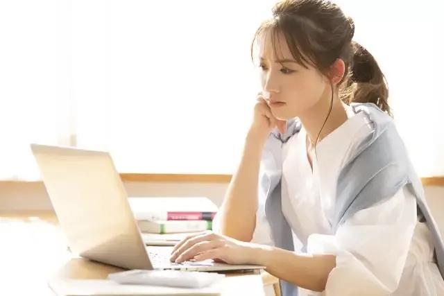 我们4年旅行花60万，没敢让儿子家知道，无意中说漏嘴被拒之门外