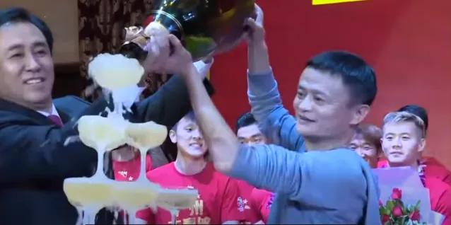 从落后全球到走上世界第一,从落后挨打到屹立东方