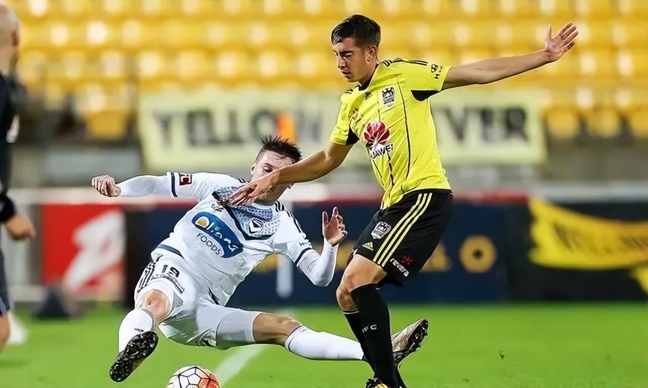 足球西部联对墨尔本城直播,5月16日足球比赛战术分析