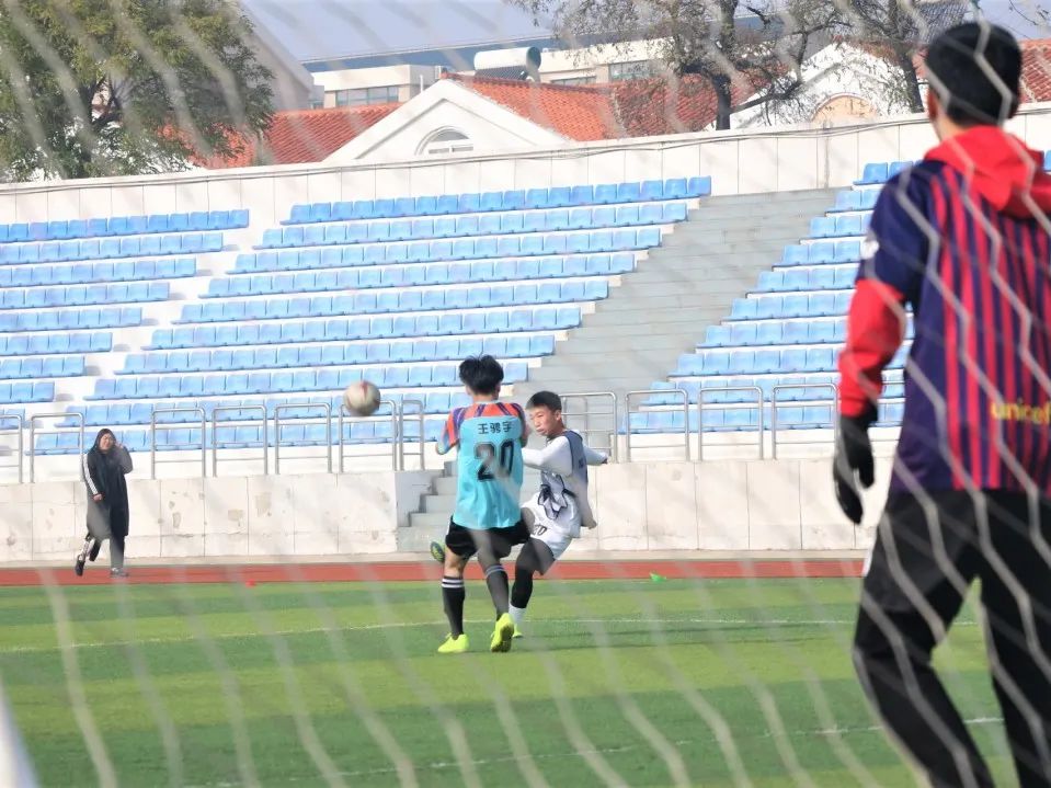 辽财足球场,辽财操场