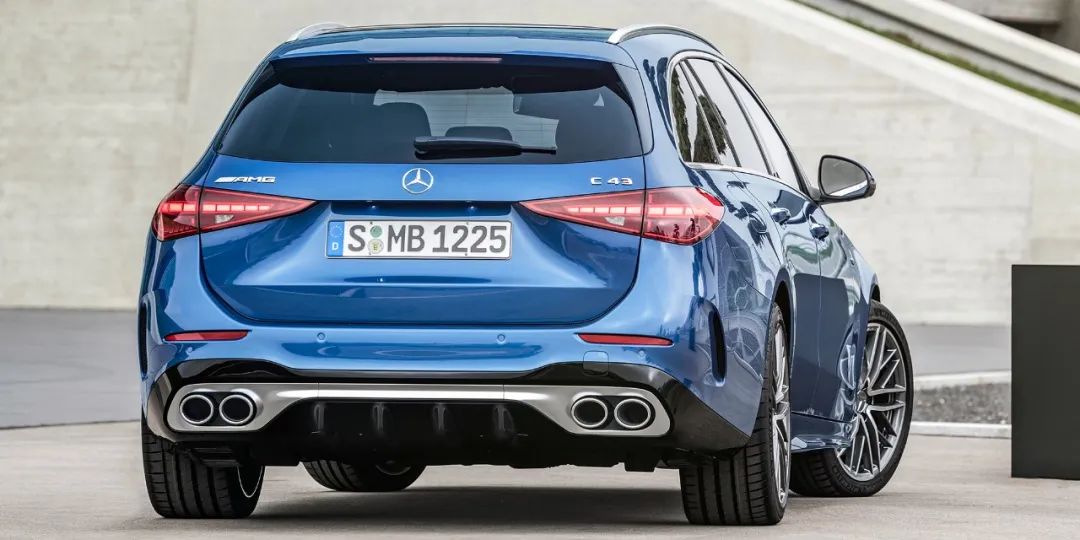 全新一代amgc43曝光,性能炸裂双门四座实拍amgc43轿跑