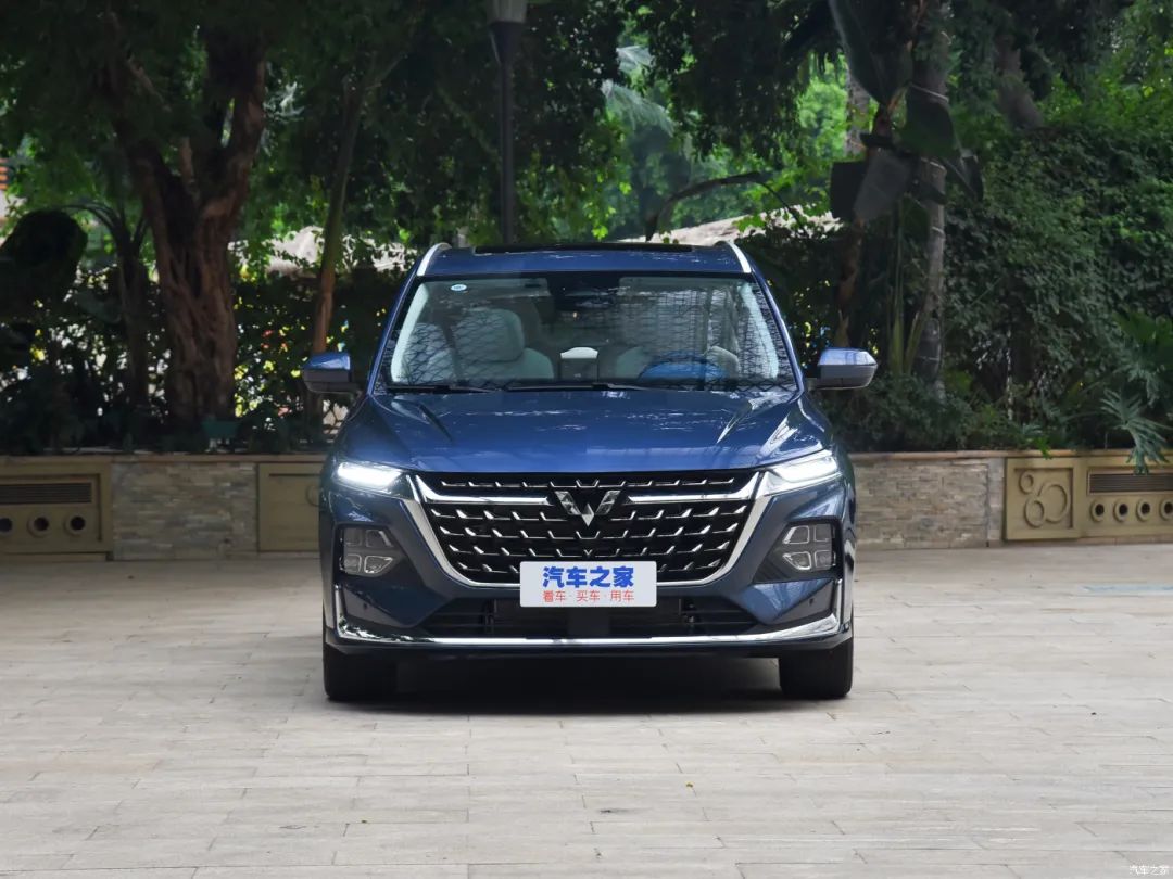 凯捷：最便宜混动MPV?小桌板+腿托，体型与奥德赛相当，却便宜10万？