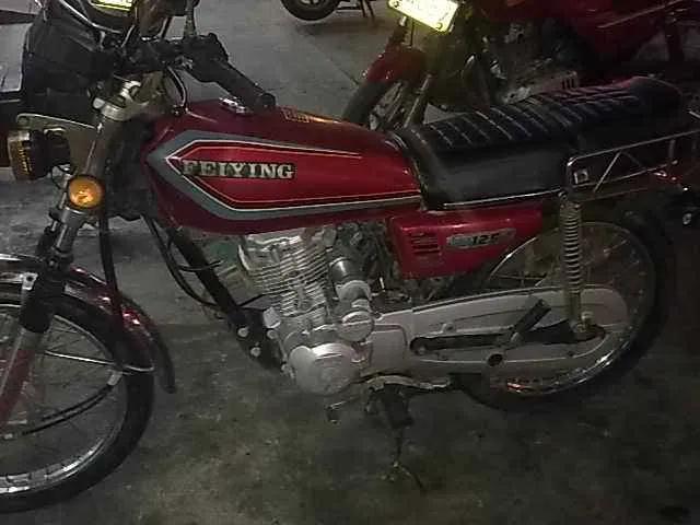 为什么都喜欢本田cg125老款摩托车,经典情怀cg125本田摩托车