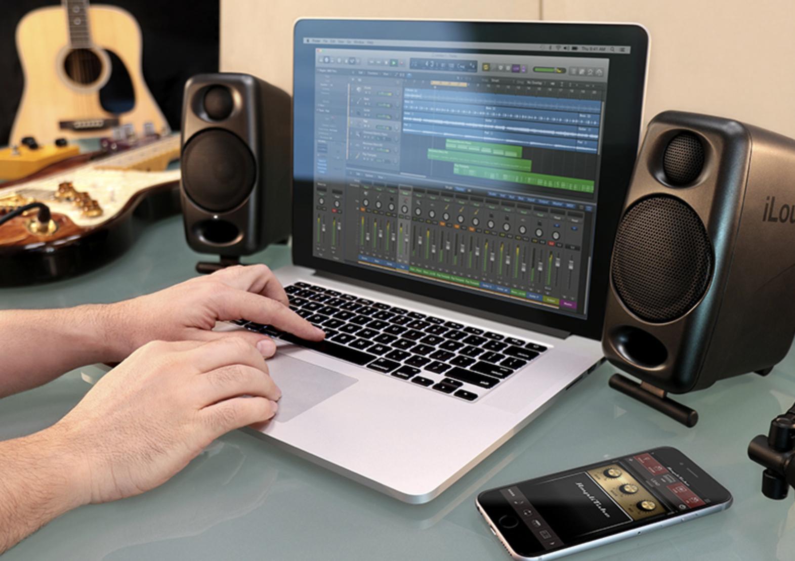 我花了四千元买了一台笔记本电脑,我花了5000元买了这台电脑英文