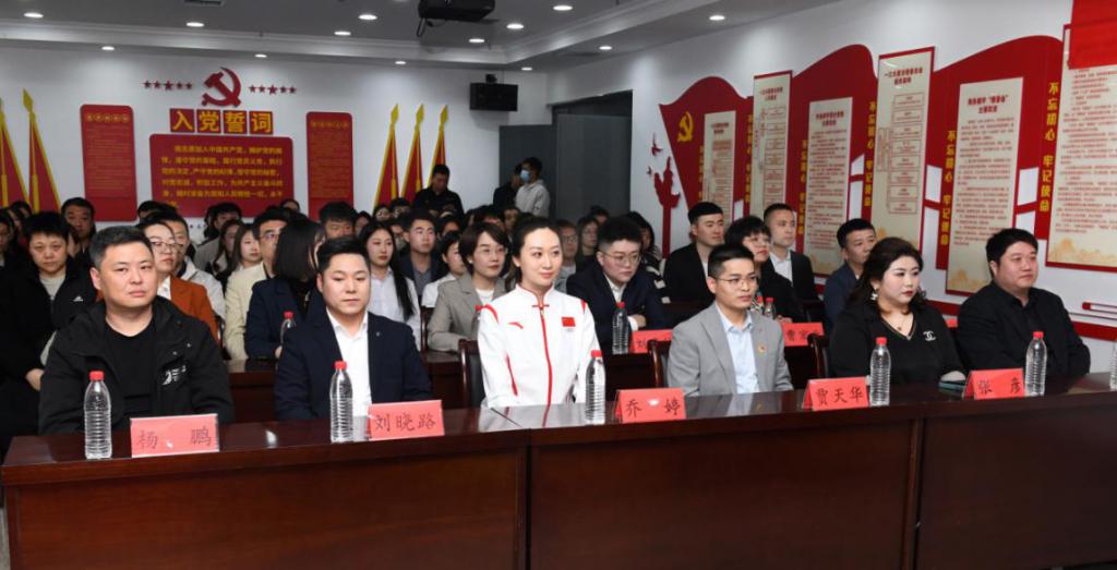 女排朱婷的纹身,乔婷最漂亮纹身