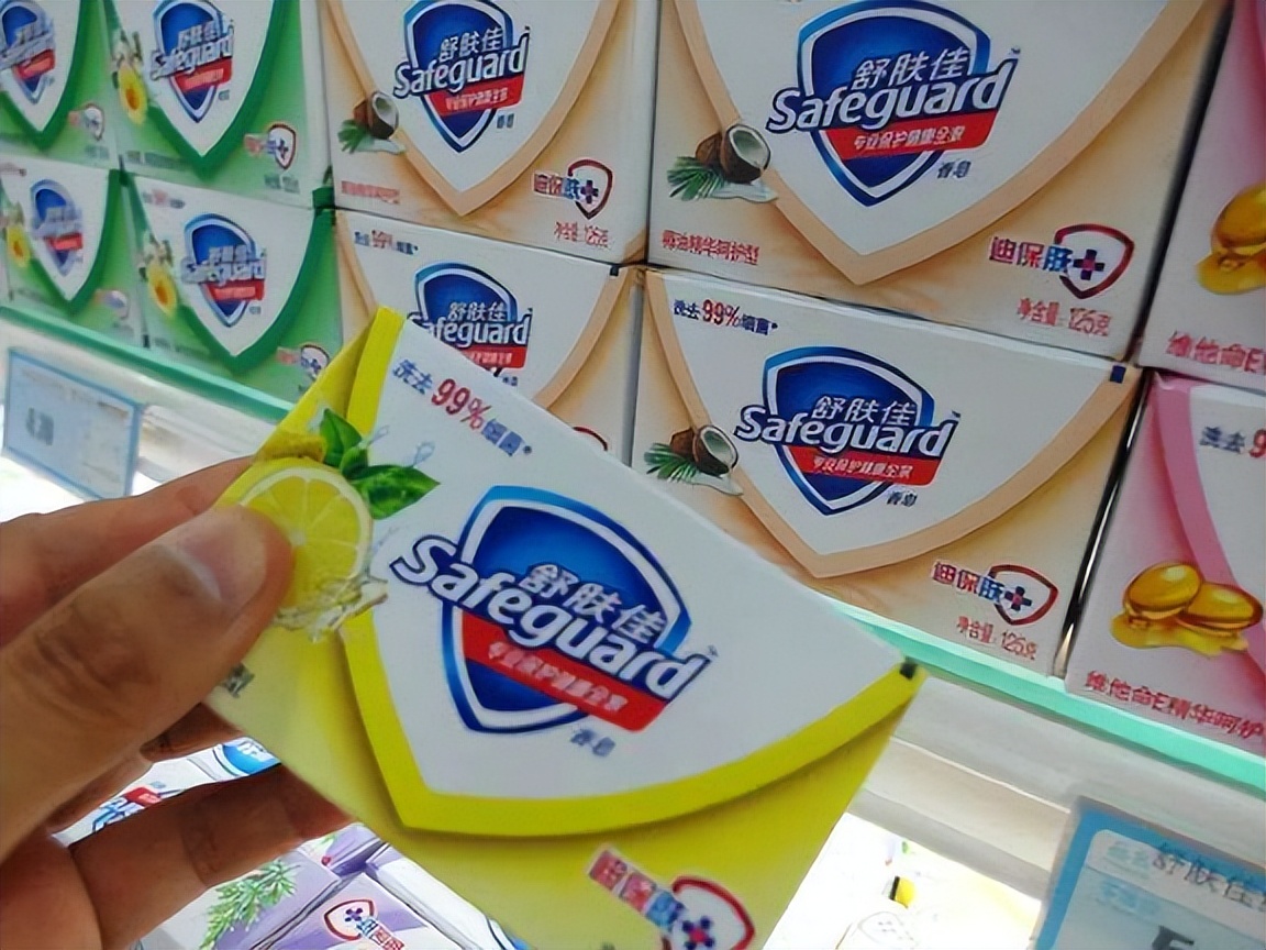 韩国衣恋服饰,韩国衣恋集团旗下男装