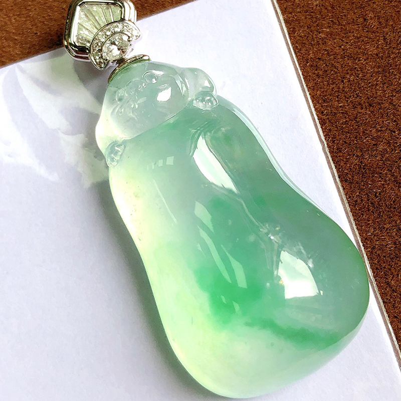 翡翠的纹裂和裂纹的区别,翡翠的纹和裂怎么区别