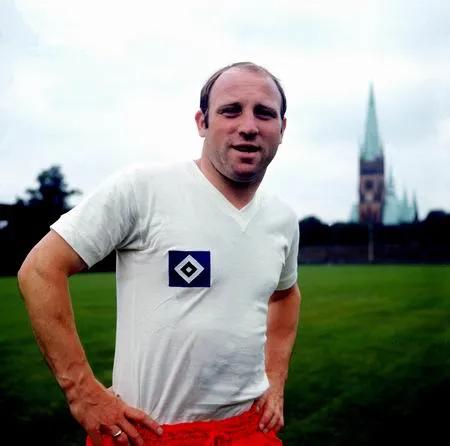 乌韦席勒,乌韦什么时候去世