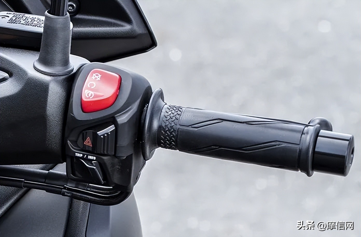 雅马哈发布2022款xmax250,雅马哈xmax250国内能买到吗