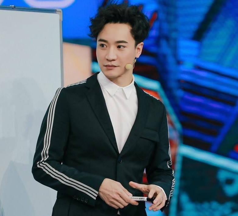 体操皇后刘璇完整版,体操女王刘璇嫁给谁