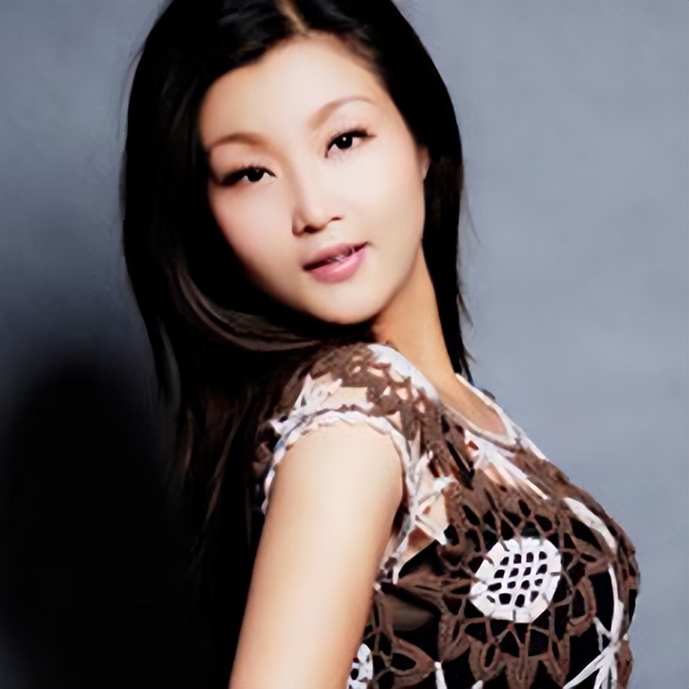 祁隆采访的农民歌手,歌手祁隆是哪个乡镇的人