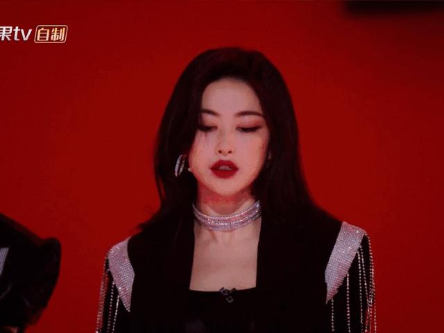 名媛天花板,除了嫁人还有别的出路吗