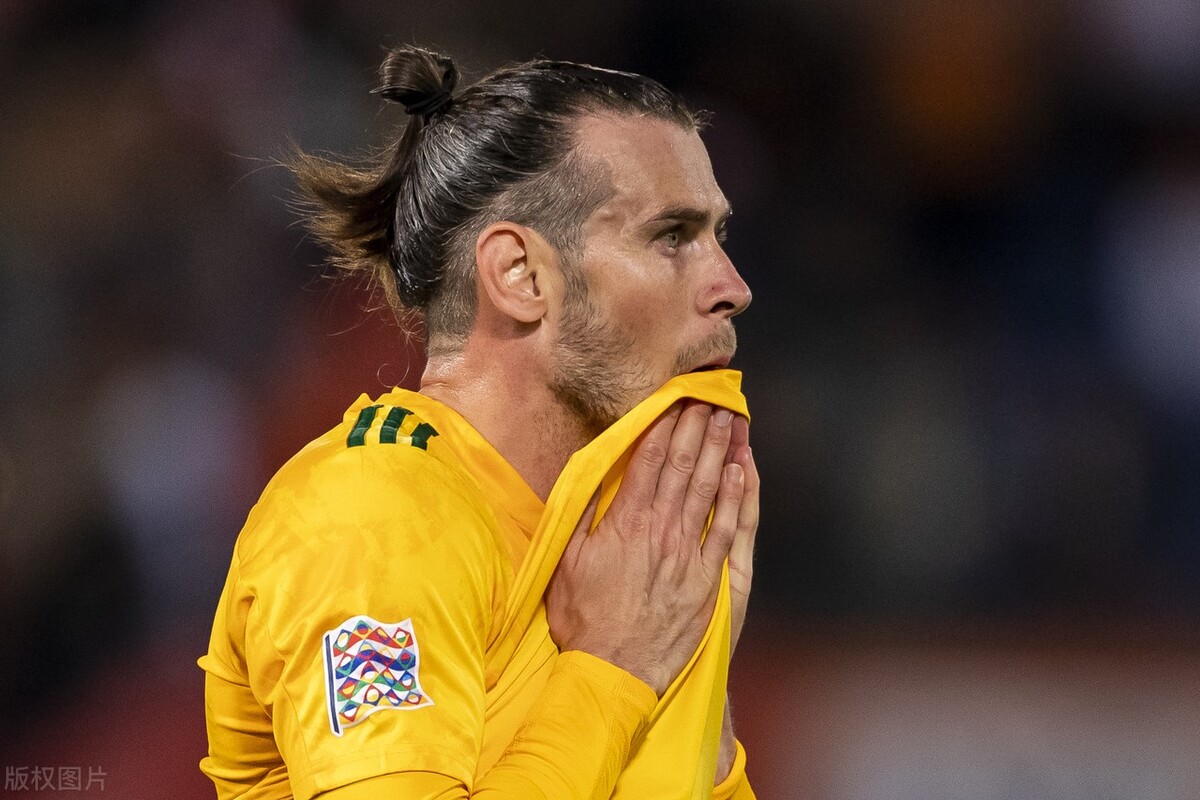 威尔士被绝杀贝尔反应,荷兰3:2威尔士