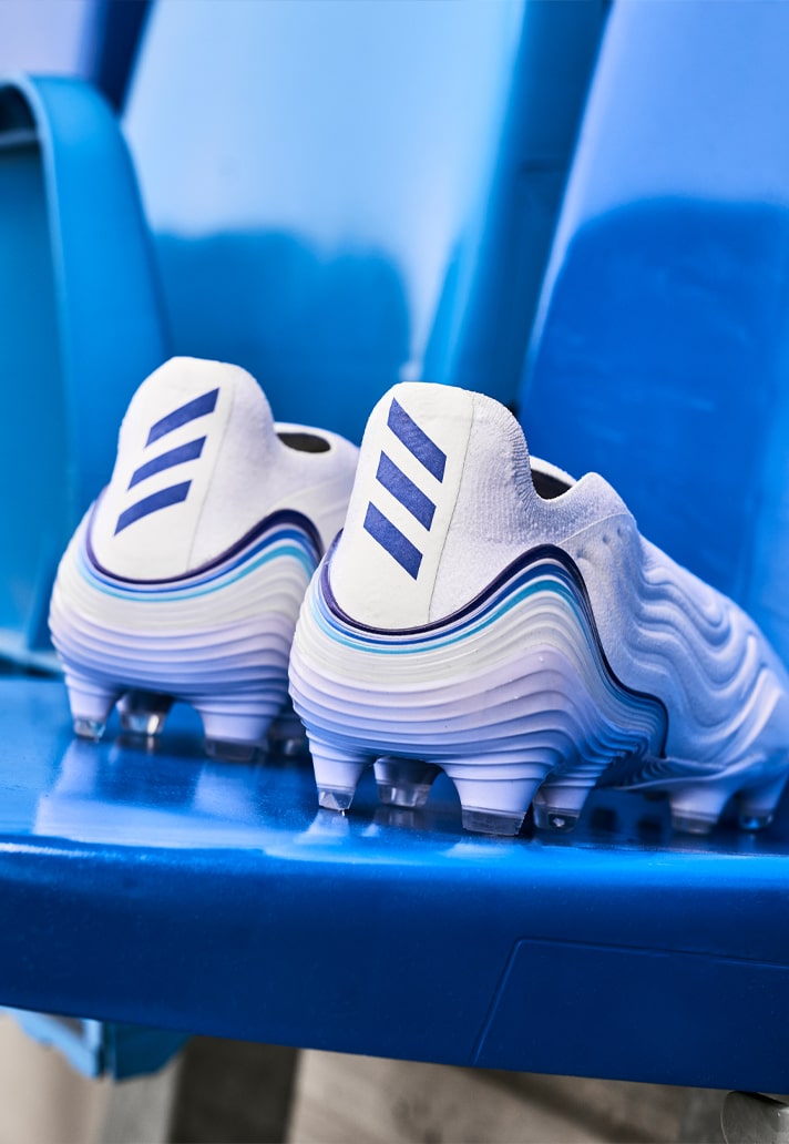 阿迪达斯new系列跑步鞋,阿迪达斯发布xspeedflow足球鞋