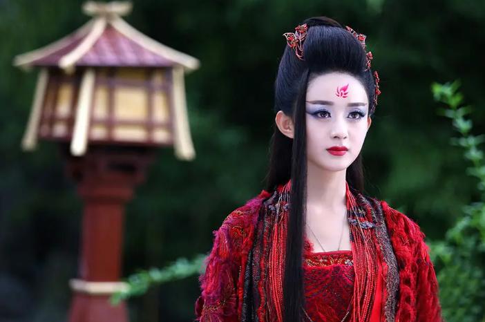 赵丽颖拍吻戏不雅的采访,杨幂和赵丽颖吻戏