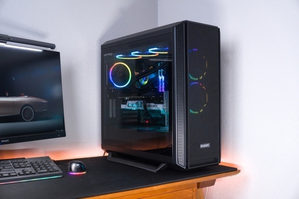 1000块6把风扇，是什么样的体验？德静界LightWings装机