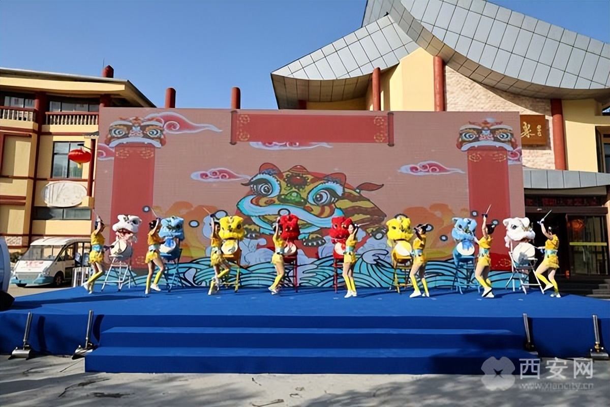 温泉县国际冰雪节,嬉雪嘉年华